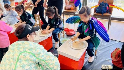 五一带火“花经济” 奉新“天工苗艺·花花市集”推出苗木租赁新玩法